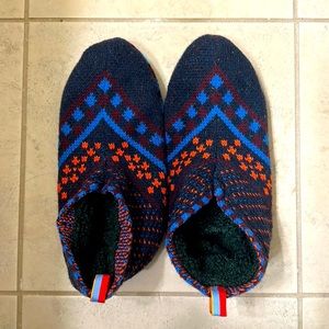 Men’s large Bombas gripper slippers